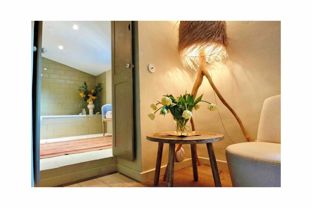 Les Jardins De Sitaara Bed & Breakfast Кюкюрон Екстериор снимка